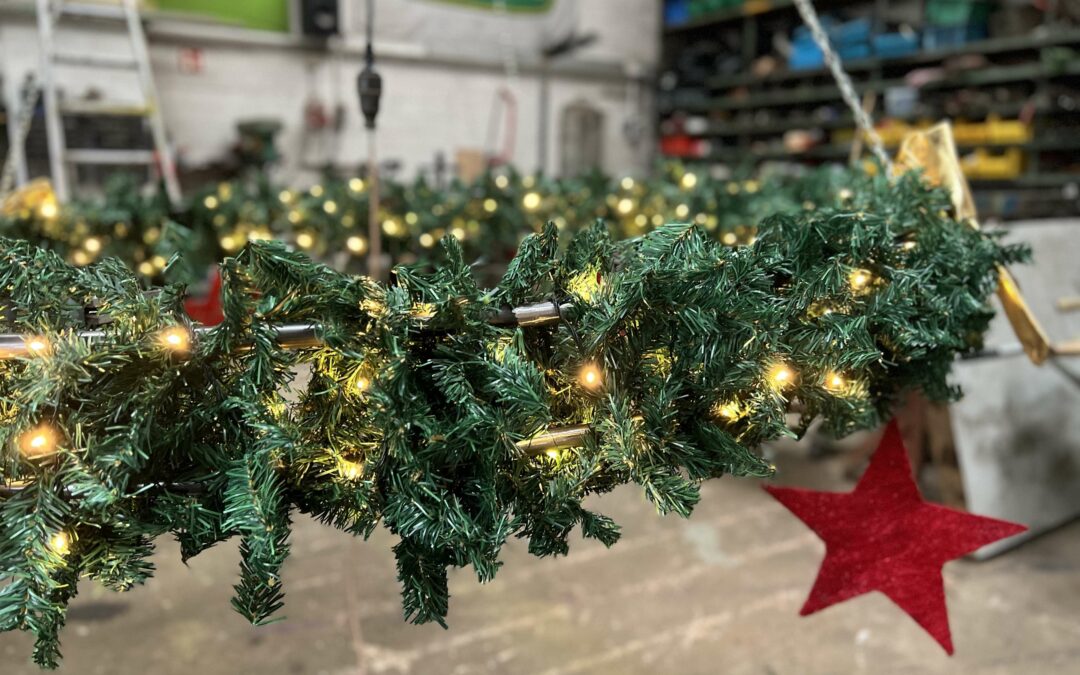 Nahaufnahme großer Adventskranz Gut Tangstedt