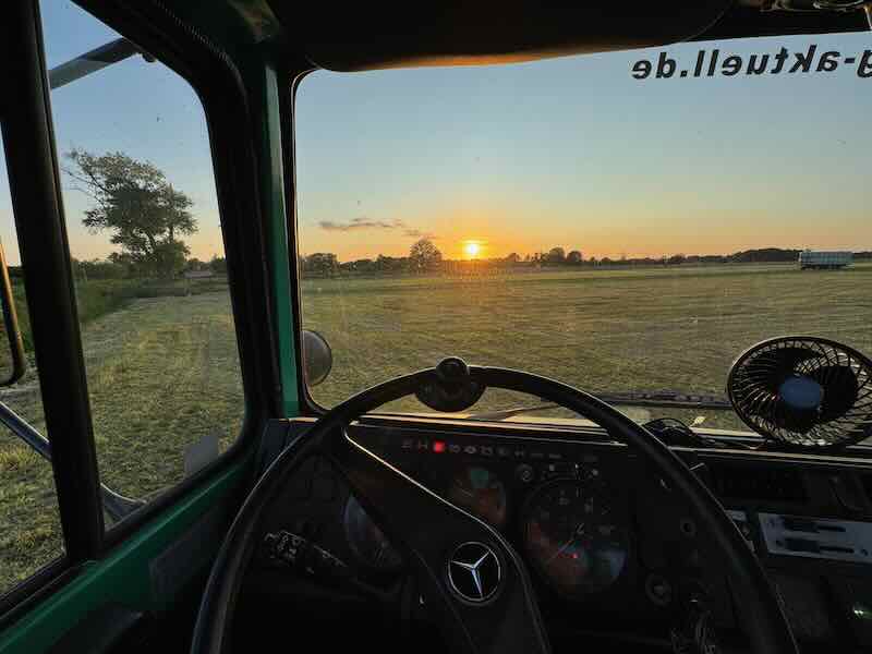 Sonnenuntergang Ballenfahren Ernte 2025