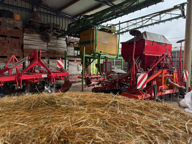 Zwischenlager für landwirtschaftliche Maschinen während der Erntezeit